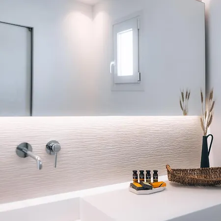 Adama Mykonos Boutique Hotel